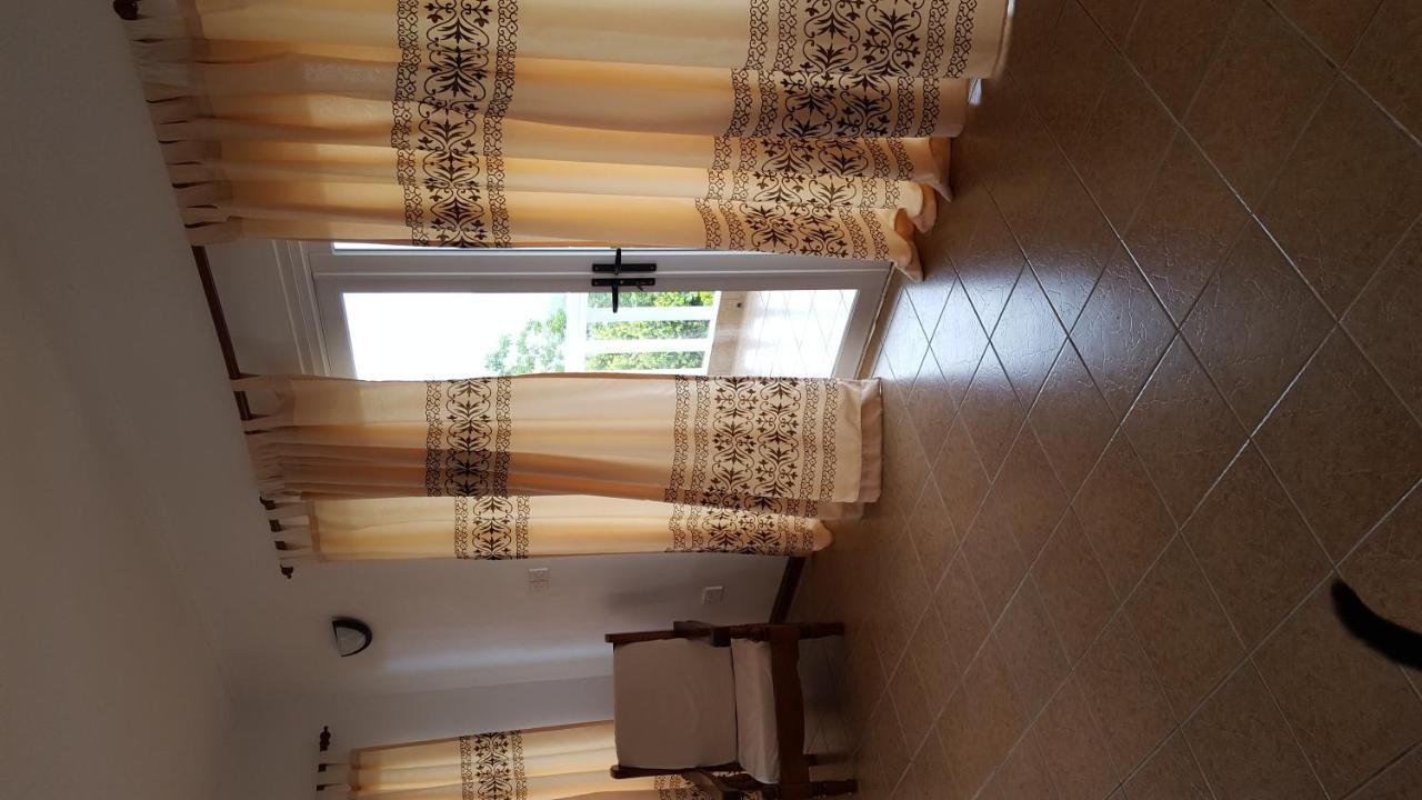 Villa Kayola - Self Catering Pointe La Rue Eksteriør billede