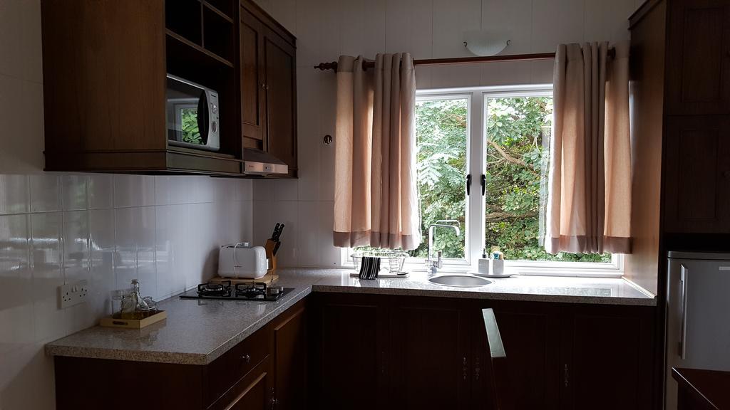 Villa Kayola - Self Catering Pointe La Rue Eksteriør billede