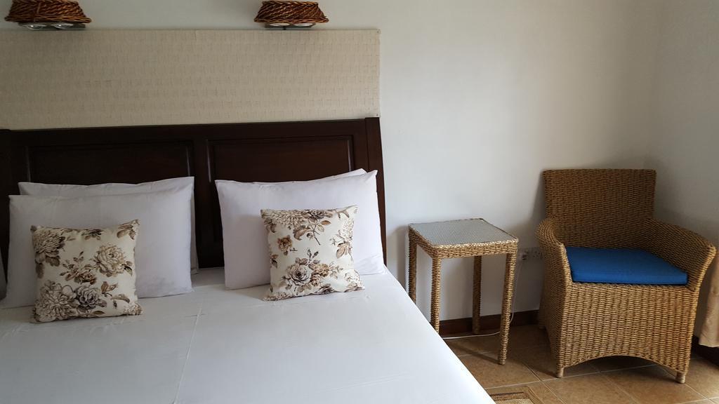 Villa Kayola - Self Catering Pointe La Rue Eksteriør billede