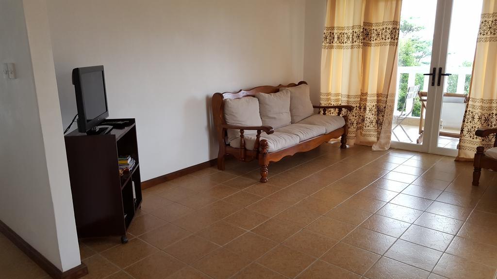 Villa Kayola - Self Catering Pointe La Rue Eksteriør billede