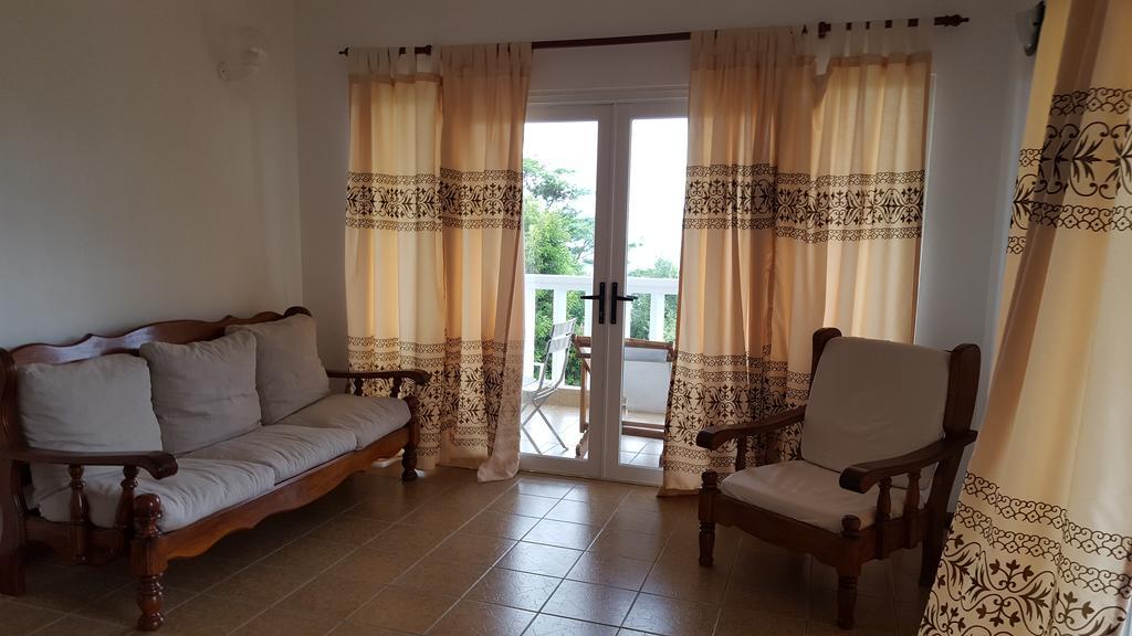 Villa Kayola - Self Catering Pointe La Rue Eksteriør billede