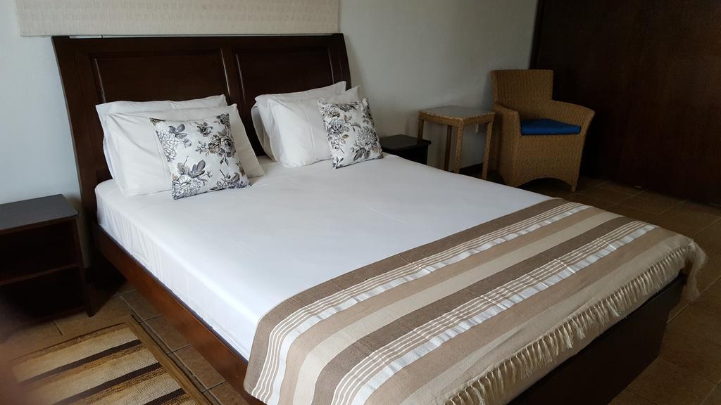 Villa Kayola - Self Catering Pointe La Rue Eksteriør billede
