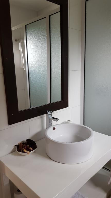 Villa Kayola - Self Catering Pointe La Rue Eksteriør billede