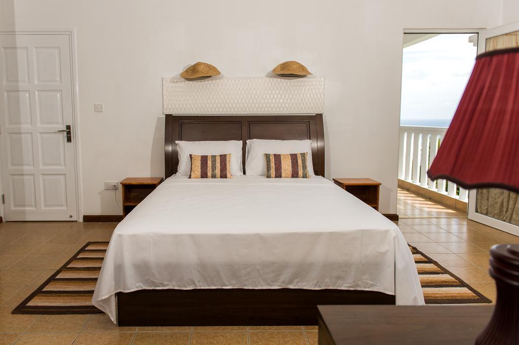 Villa Kayola - Self Catering Pointe La Rue Eksteriør billede