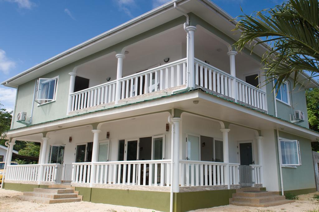 Villa Kayola - Self Catering Pointe La Rue Eksteriør billede