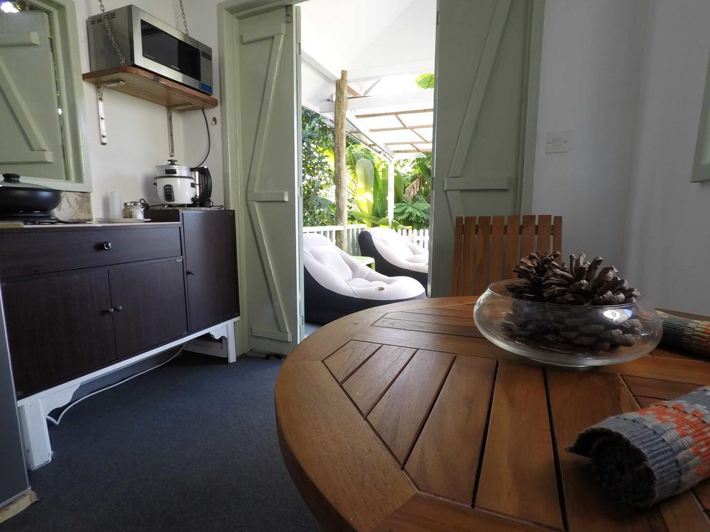 Villa Kayola - Self Catering Pointe La Rue Eksteriør billede